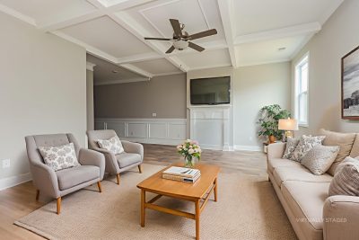 001 002 photo vs living room 15124315