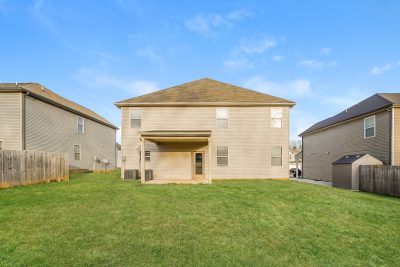 015 photo rear view 15168036