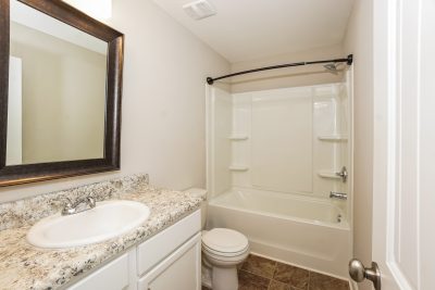 014 Bathroom ET51257