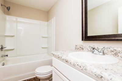 014 Bathroom ET51259