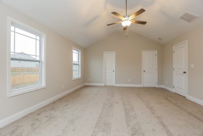 008 Main Bedroom ET51263