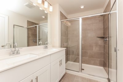 008 photo main bathroom 13854556