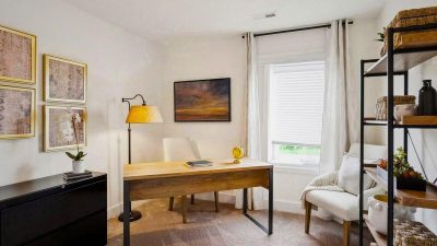 006 office 10 DSC066081