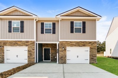 014 Front View 15210241