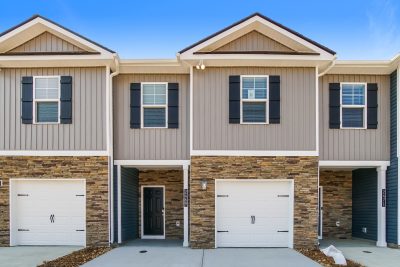 014 Front View 15210234