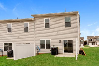 028 photo rear view 15131465