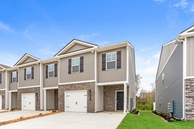 014 Front View 15278710