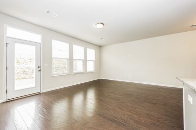 003 Living Room ET21158
