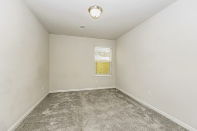 012 Bedroom ET21158