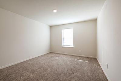 021 photo bedroom 15145222