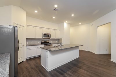 005 Kitchen ET51281