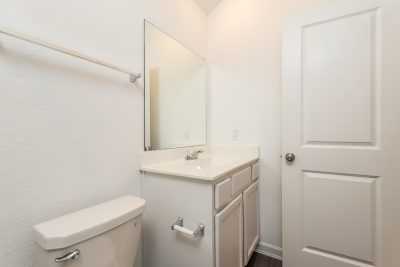 013 Bathroom ET51281