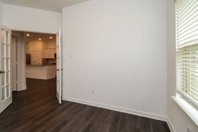 013 Bedroom ET51281