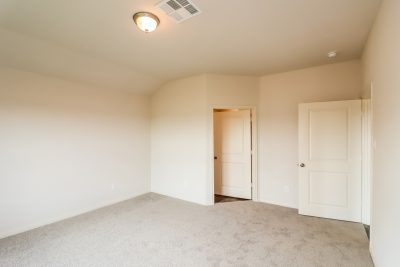 006 photo family room 11649970