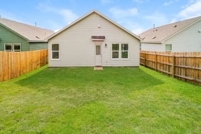 013 photo rear view 12274804
