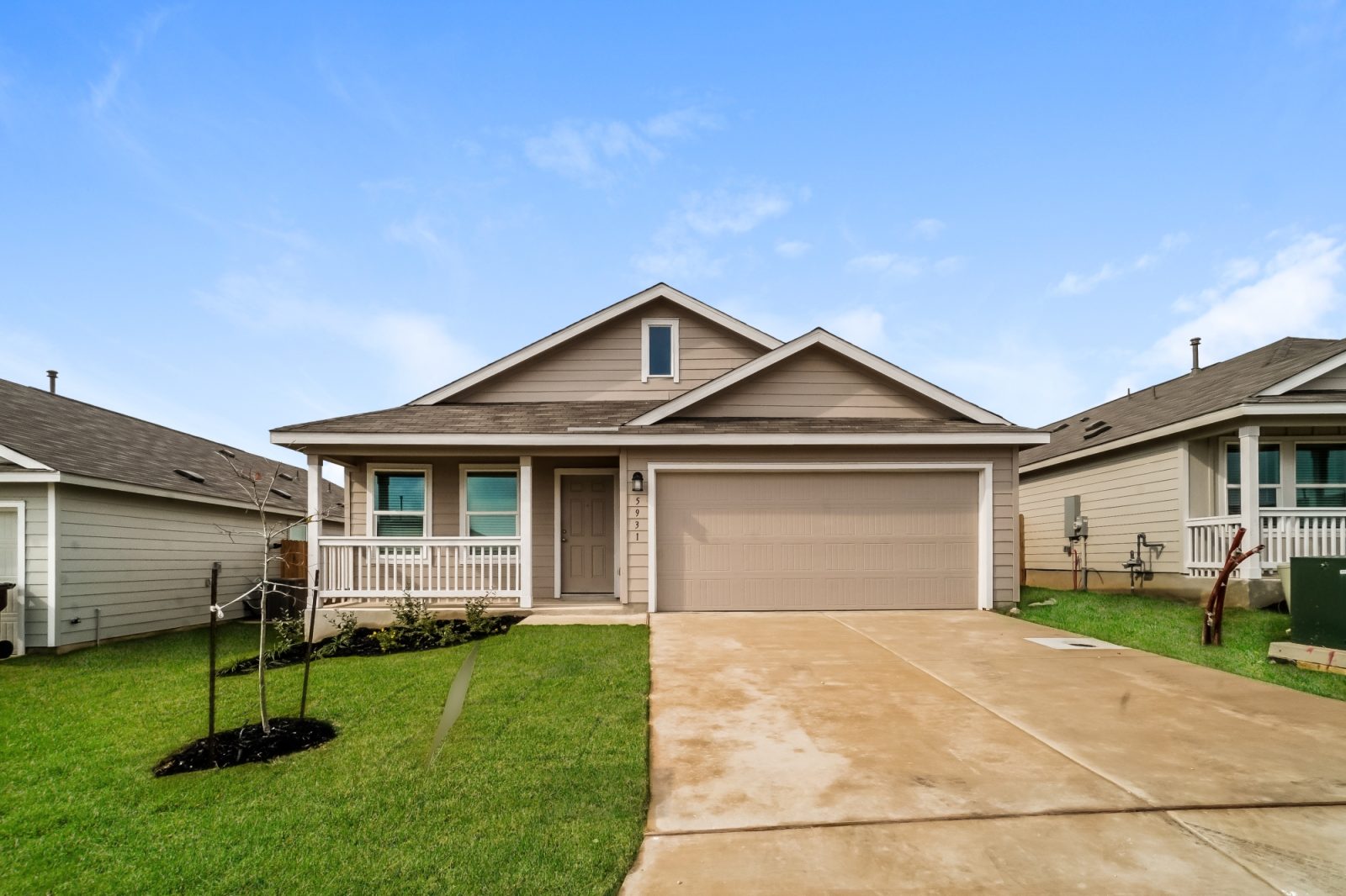 000 photo front view 12275145