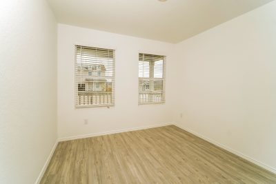 011 photo bedroom 12275154