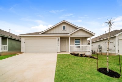 000 Front View 12515659
