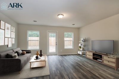 002 15610 Briar Forest Dr