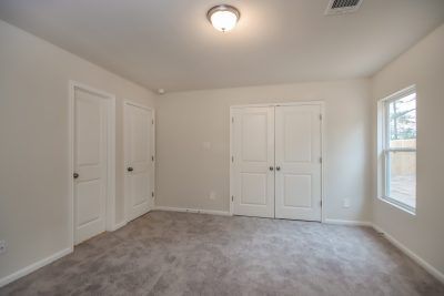 007 Main Bedroom ET61036