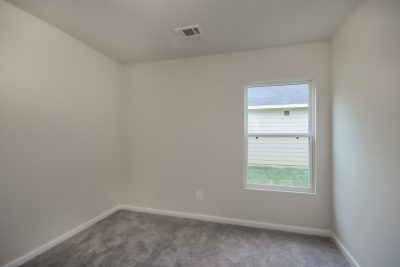 010 Bedroom ET61036