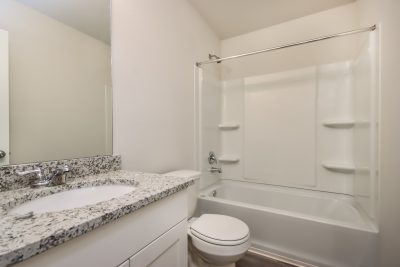 013 Bathroom ET61036