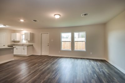 002 Living Room ET61038