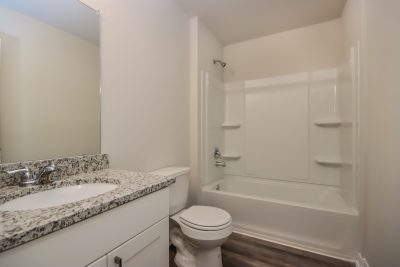 014 Bathroom ET61038