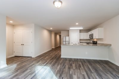 003 Dining Room ET61040