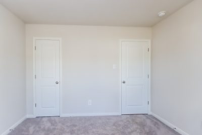 011 Bedroom ET61040