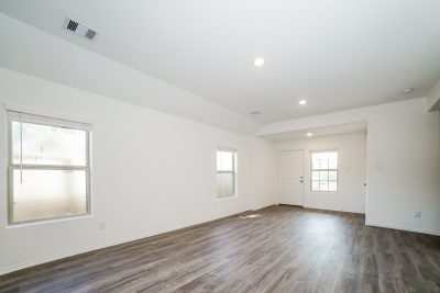 004 photo living room 11631038