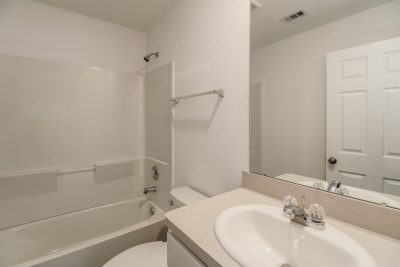 011 photo bathroom 11635059