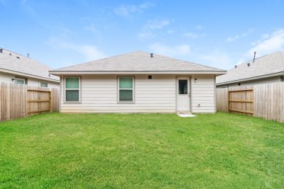 012 photo rear view 11635062