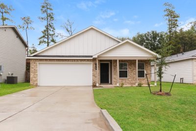 000 Front View 13125904