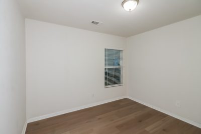 009 photo bedroom 15150209