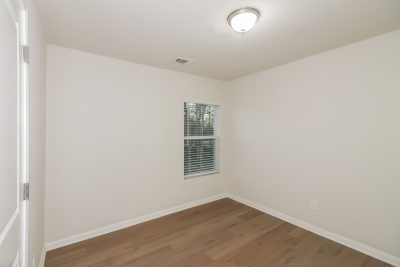 011 photo bedroom 15150215