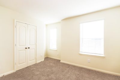 012 011 photo bedroom 10363807