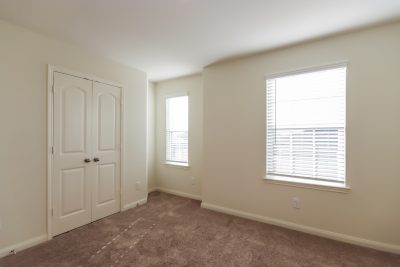 012 Bedroom ET31338