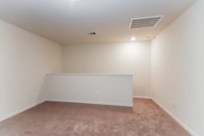 007 Loft ET31342