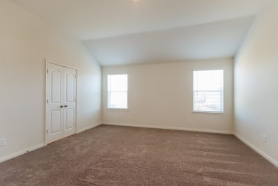 008 Main Bedroom ET31342