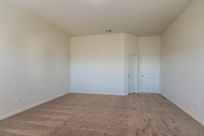 009 Main Bedroom ET31342