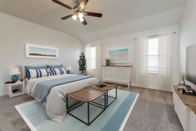 006 photo vs main bedroom 15156508