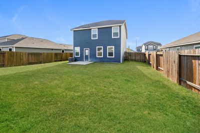 013 photo rear view 15146599