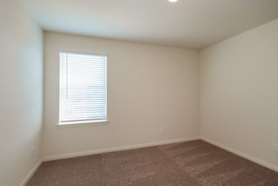 012 Bedroom ET31391