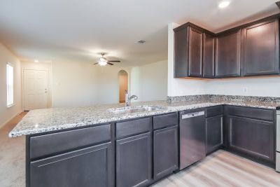 005 Kitchen ET61039