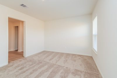 010 Bedroom ET61039