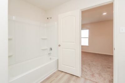 013 Bathroom ET61039