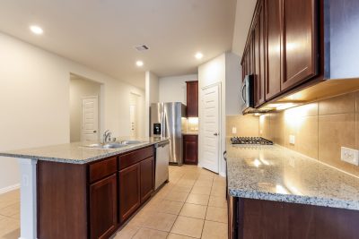 005 photo kitchen 13649985
