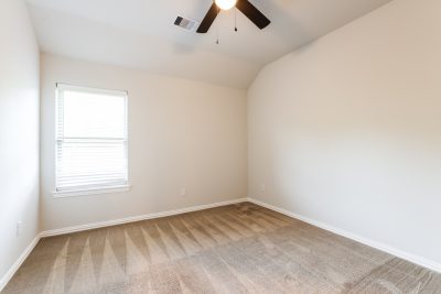 011 photo bedroom 13649974