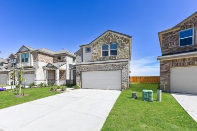 000 photo front view 11992327